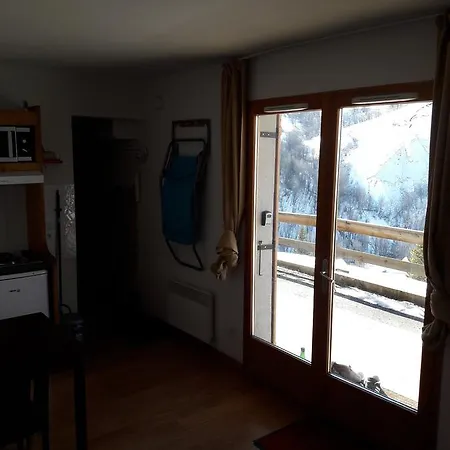 L'edelweiss - Les Ecourts Apartamento *